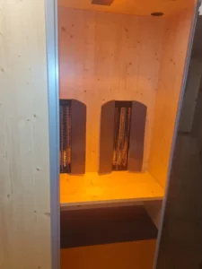 le sauna infrarouge avec luminotherapie au chalet du Tanet de Soultzeren en Alsace